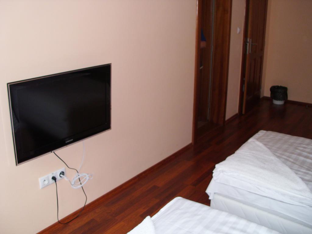Guest House Mladost Preszów Zewnętrze zdjęcie