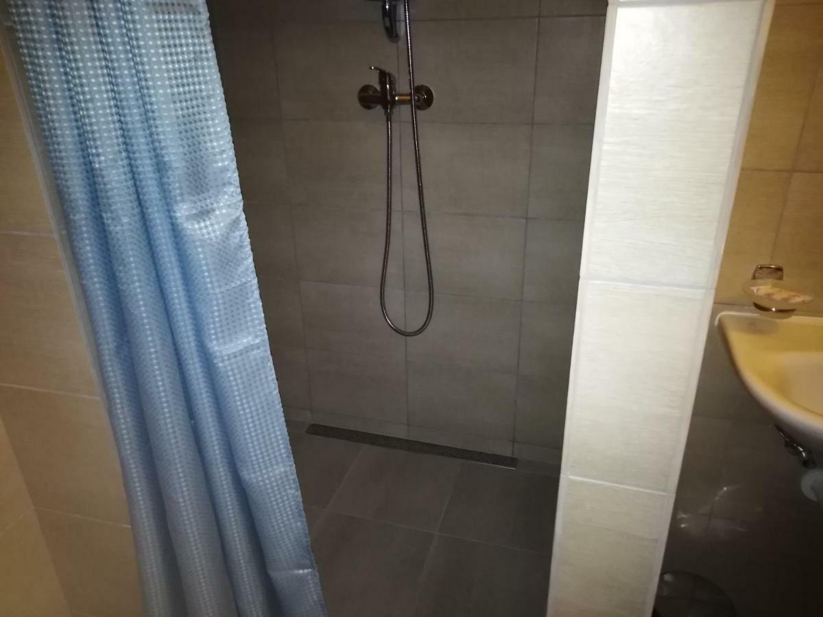 Guest House Mladost Preszów Zewnętrze zdjęcie